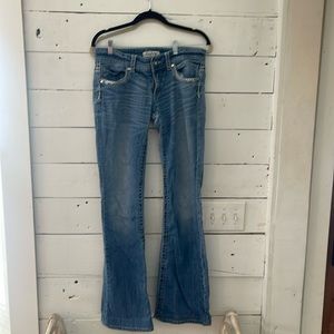 Women’s day trip jeans